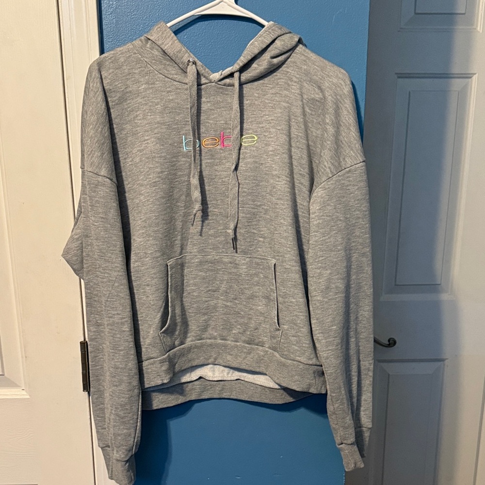 bebe Light Gray Hoodie with Multicolor Logo xl short teen